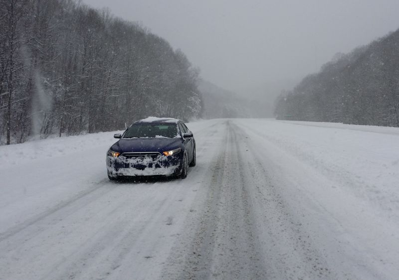 Illustration for article titled Your Most Hilariously Awful Winter Driving Stories